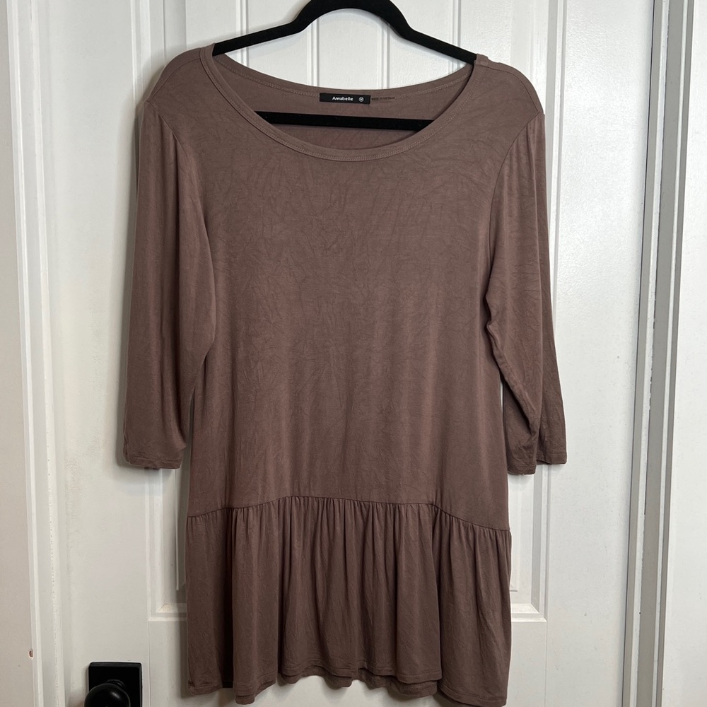 Annabelle Light Brown 3/4 Sleeve Tiered Hem Blouse. Size Medium.